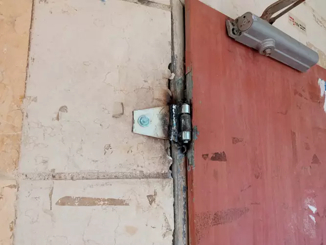 תיקון מנעול בדלת כניסה אחרי